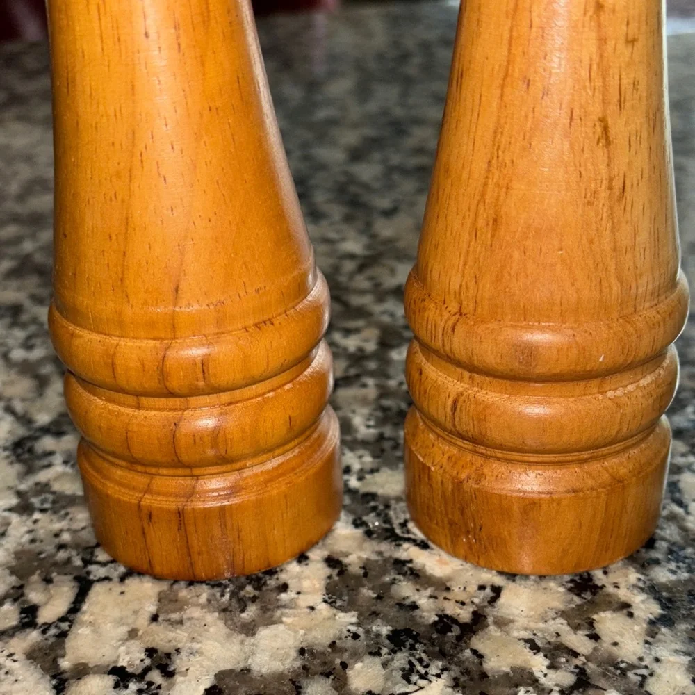 MCM Wooden Salt Shaker and Pepper Mill Grinder Set 8” tall